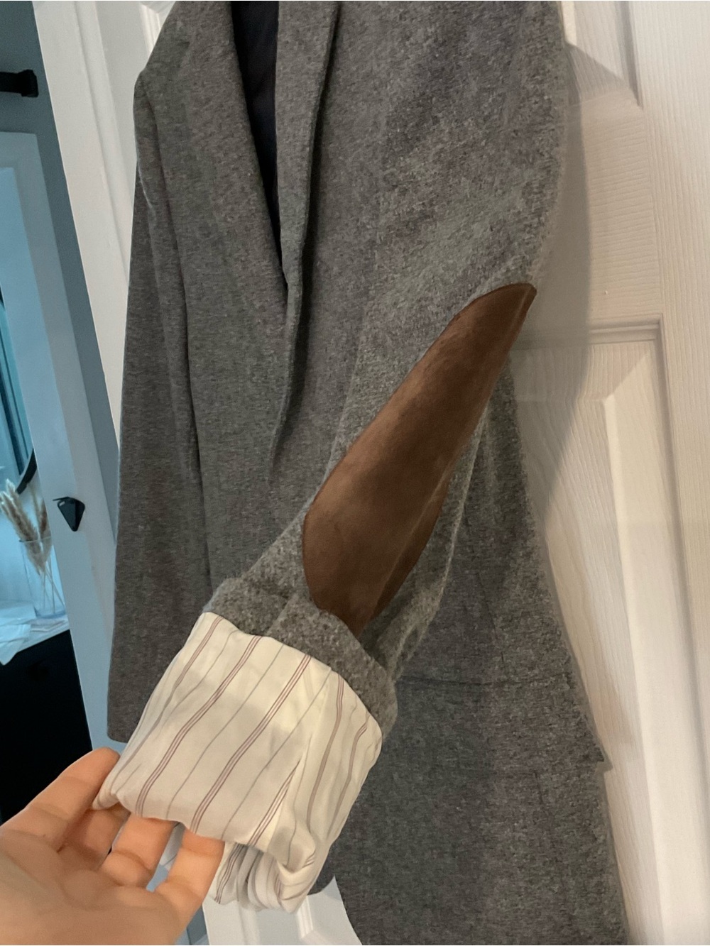 J. Crew ludlow Gray Sport Coat with Brown Elbow Patches 36S